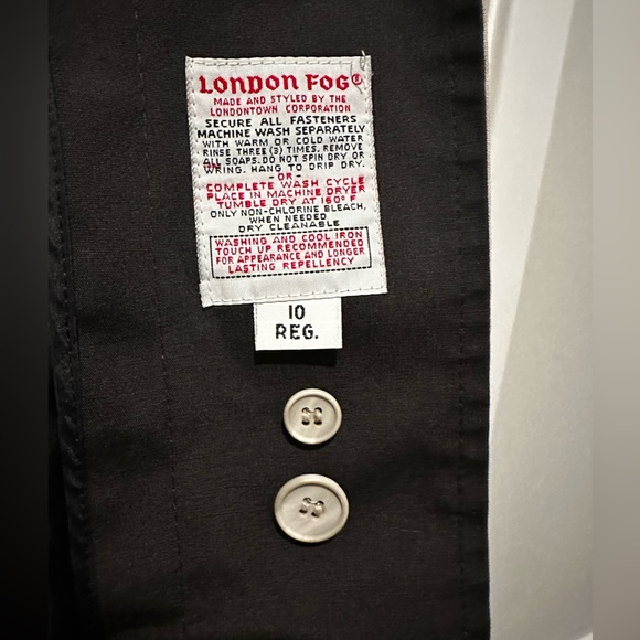 Vintage London Fog Tan and Black Trench Coat - Picture 10 of 16